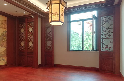 石柱中国传统门窗的结构特征有哪些